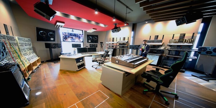 Deadmau5's Impressive New Studio