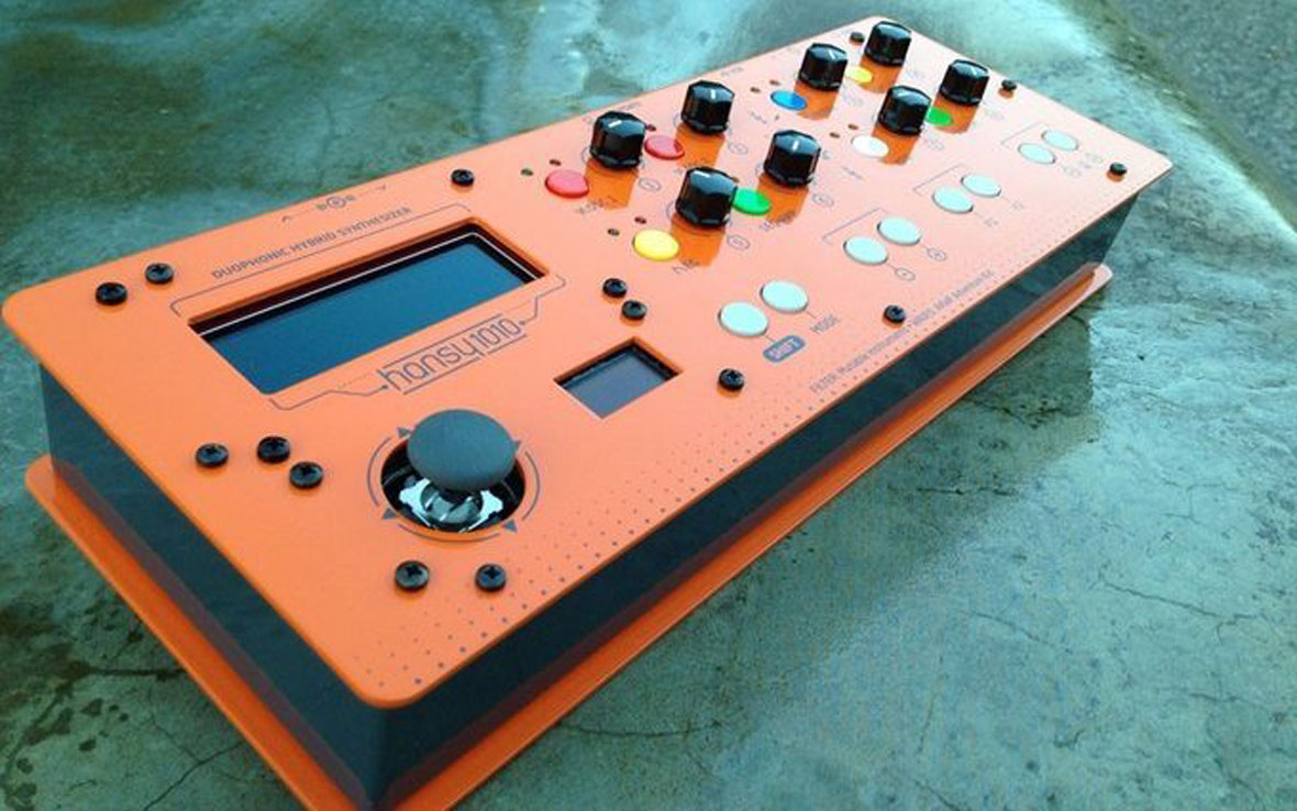 The HANSY1010 Is A DIY Synth With A "Digital Brain" and An "Analog Heart"